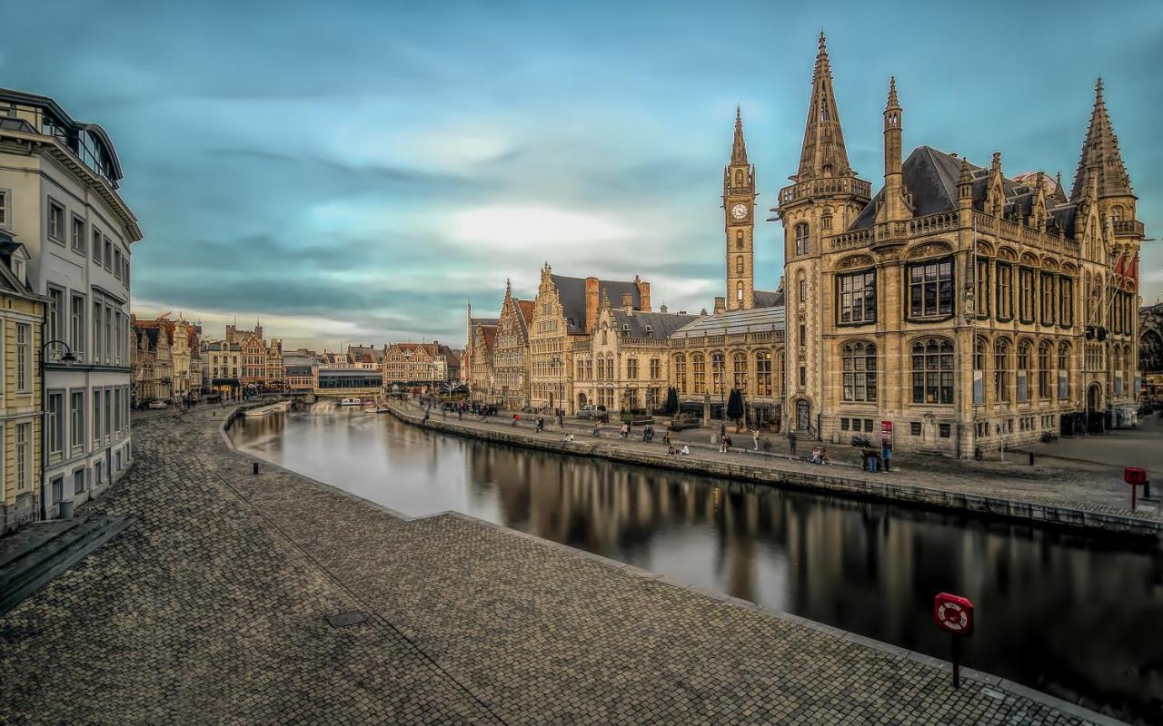 Burgstraat 17 Apartment In Exclusive Patrician House In Medieval ヘント エクステリア 写真